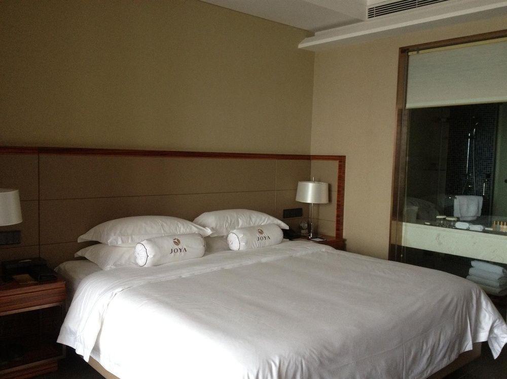 Joya International Hotel Szanja Kültér fotó