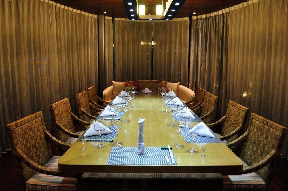 Joya International Hotel Szanja Kültér fotó