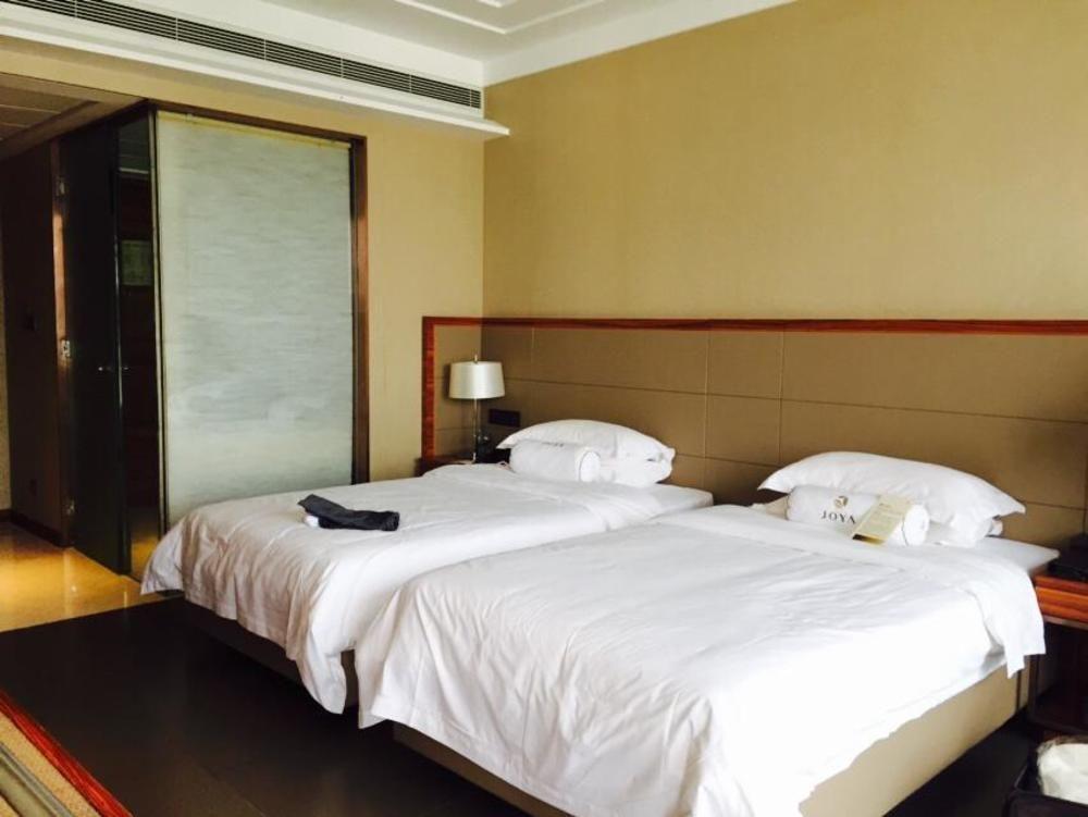 Joya International Hotel Szanja Kültér fotó