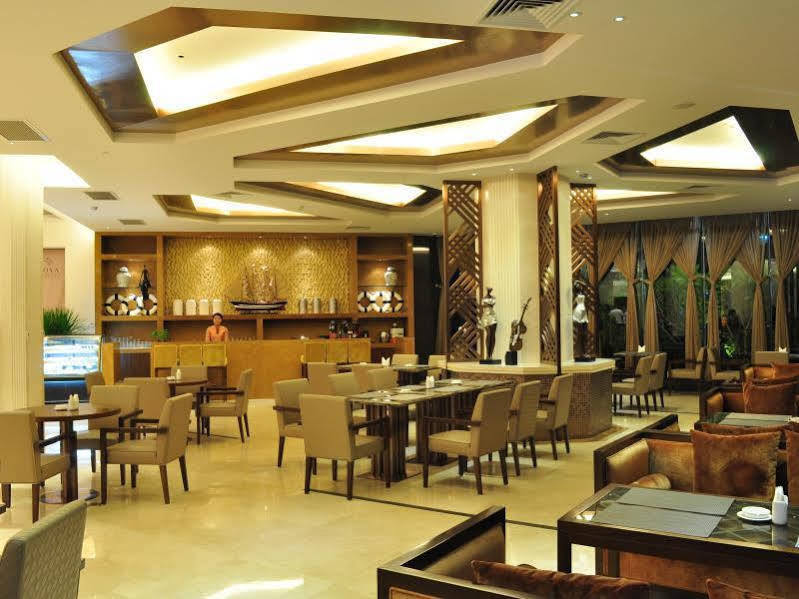 Joya International Hotel Szanja Kültér fotó